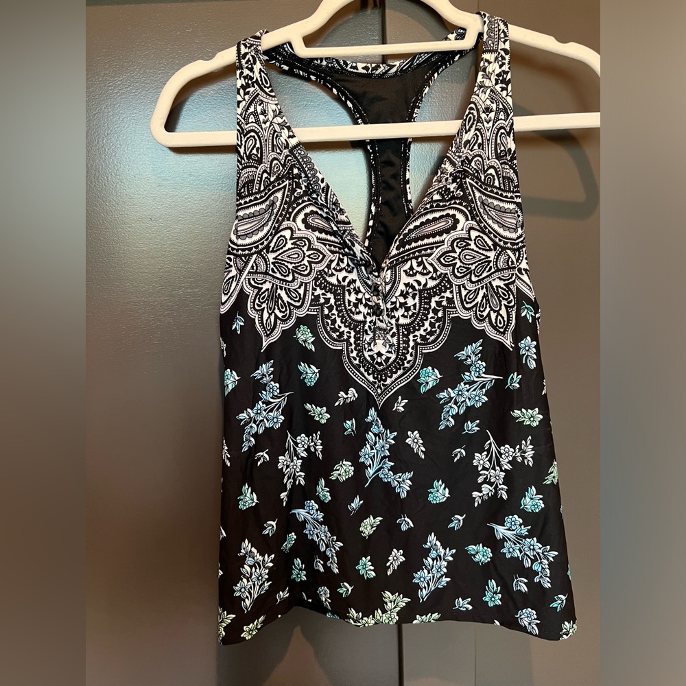 NWT swimsuit top
